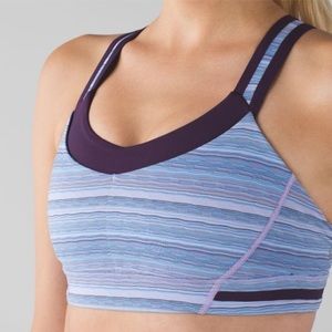Lululemon sports bra